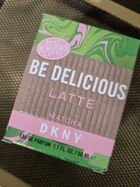 NIB! DKNY Be Delicious Latte Matcha - Eau Du Parfum. 1.7 Fl. Oz.